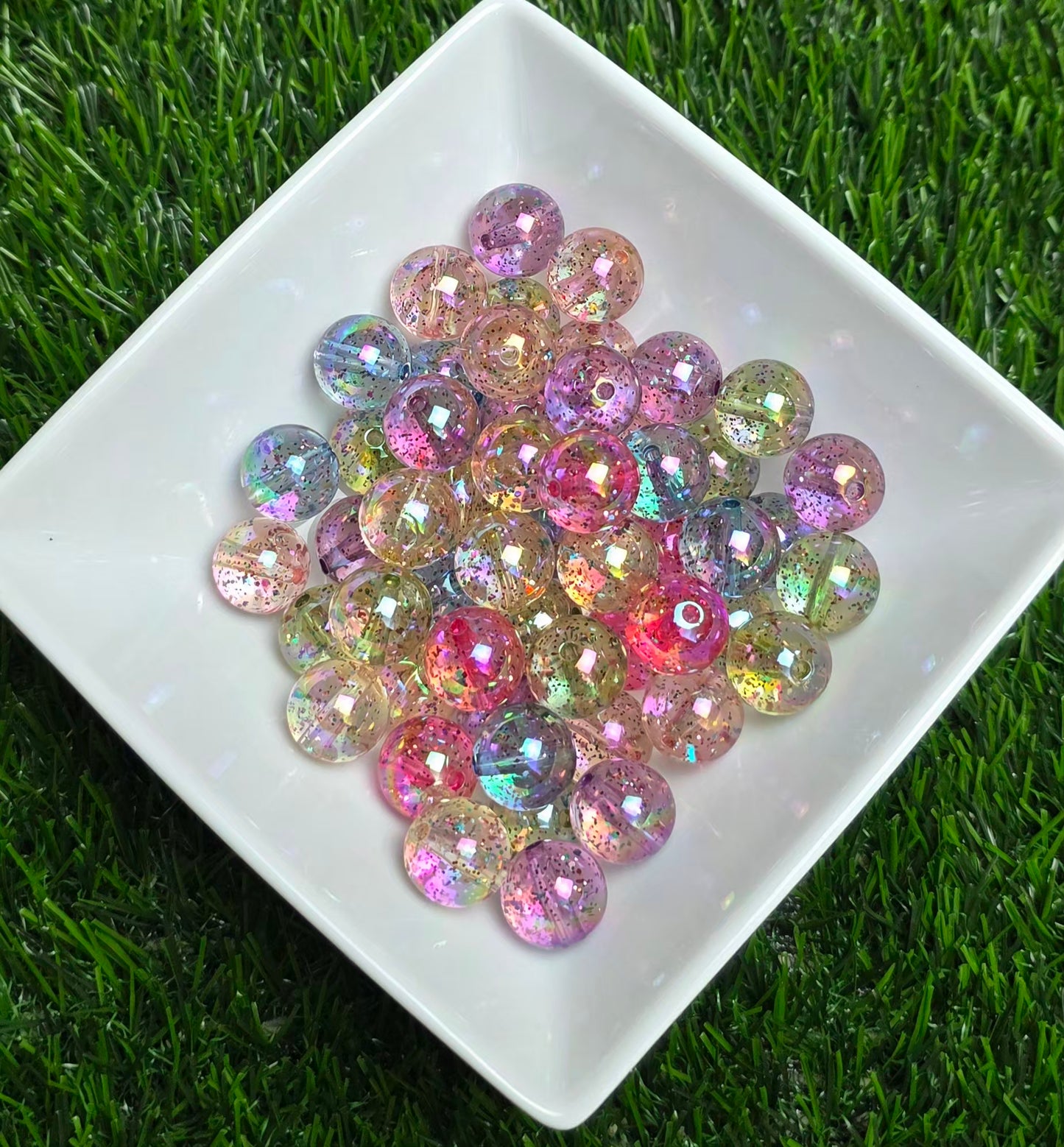 Multicolor Glittered Acrylic Beads – 16mm – 10 Pack