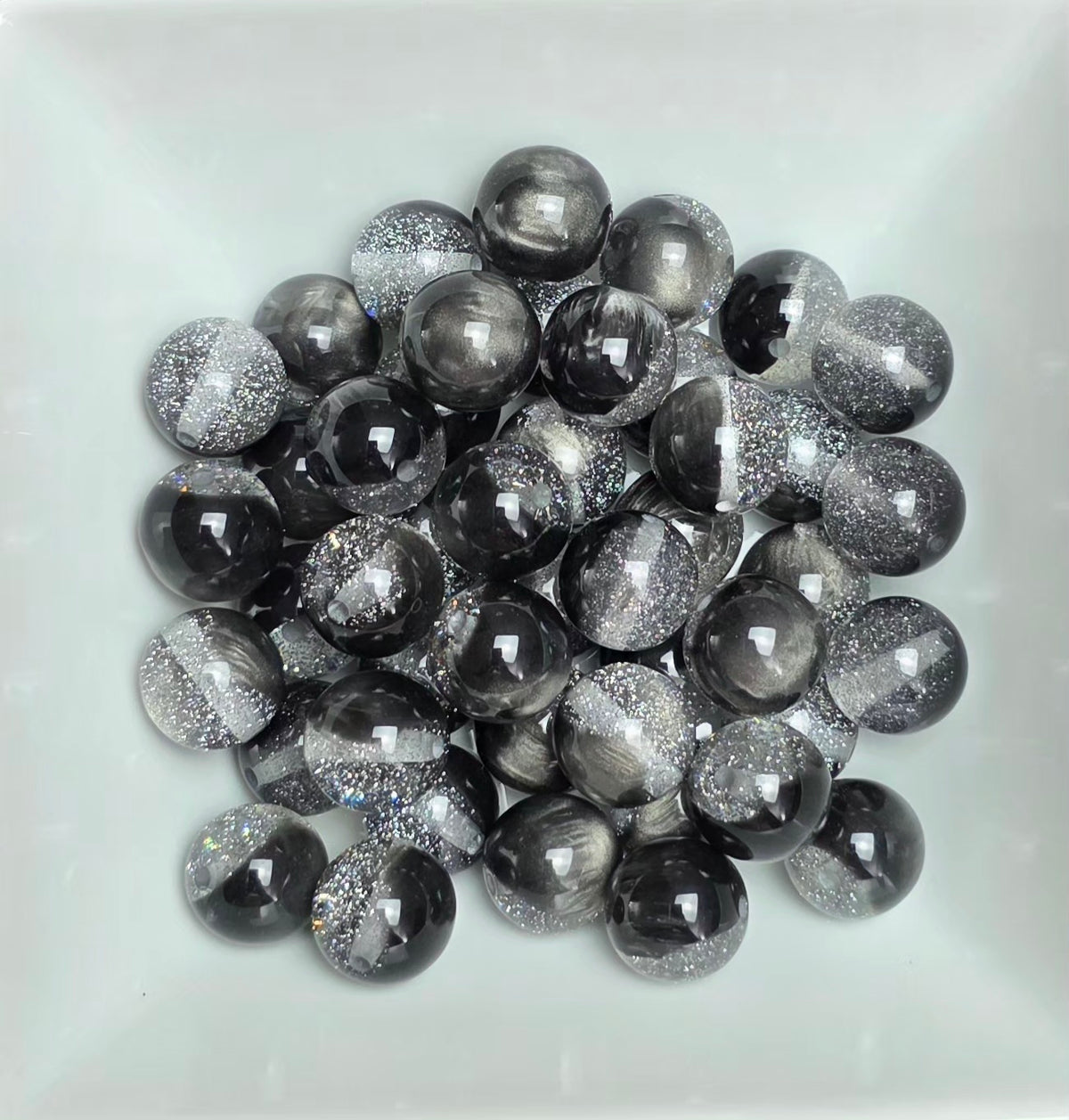 Black & Silver Glitter Cat Eye Acrylic Beads – 16mm – 5 Pack