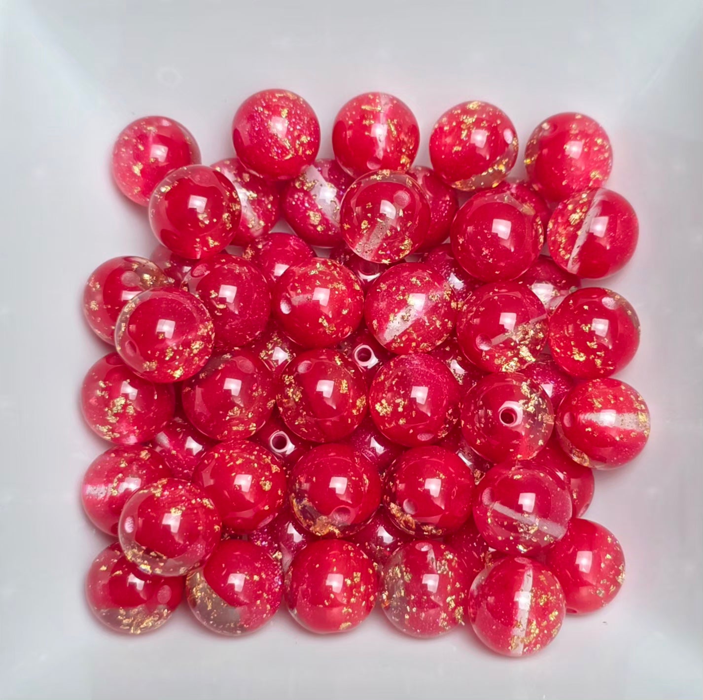 Red Gold Foil Acrylic Beads – 16mm – 10 Pack