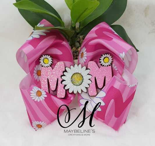 Mother's Day hair bow "Mom"